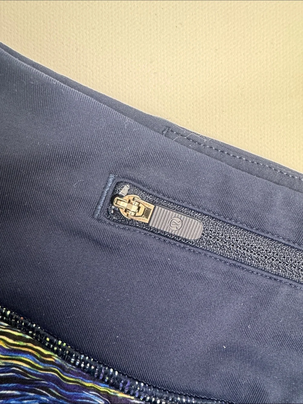 NWOT Lululemon Speed Up Lined Shorts Size 4 Interconnect Blue Multi / True Navy